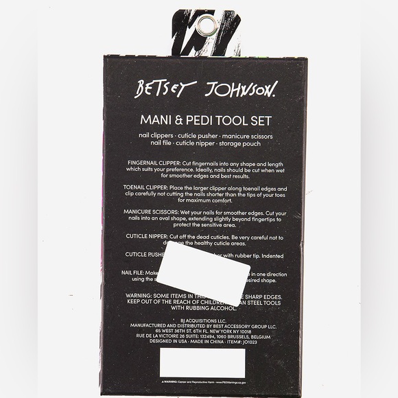 Betsey Johnson 6pc. Mani & Pedi Tool Kit NIB - Picture 2 of 2